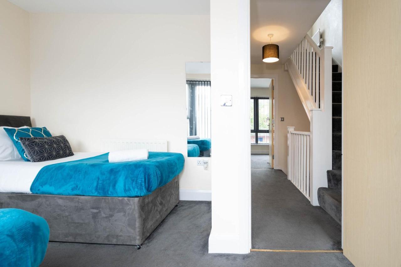 City Centre Townhouse - 3 Bedrooms - Garage - Parking - Top Rated Birmingham Kültér fotó