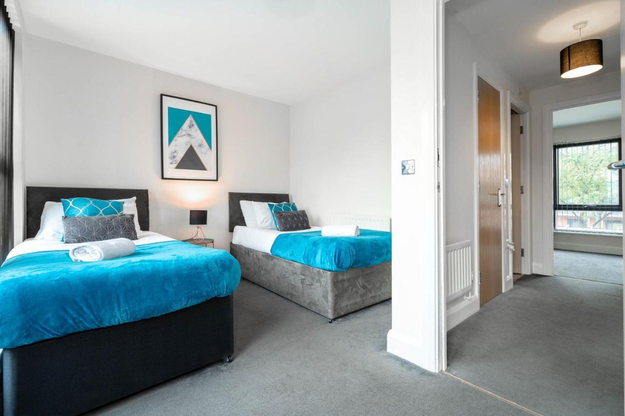 City Centre Townhouse - 3 Bedrooms - Garage - Parking - Top Rated Birmingham Kültér fotó